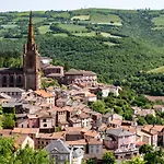 Sud Aveyron Dans Le Rougier Parque de Campismo *