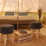 Sud Aveyron Dans Le Rougier Parque de Campismo