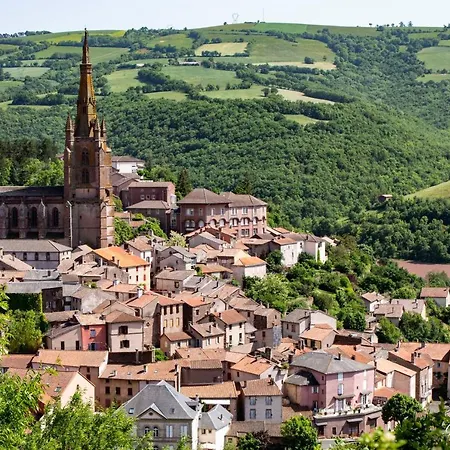 Sud Aveyron Dans Le Rougier Kamp alanı *