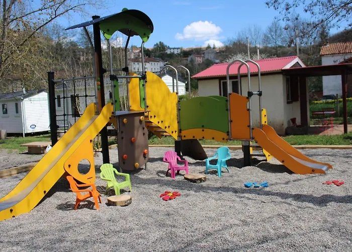 Sud Aveyron Dans Le Rougier Kemp *