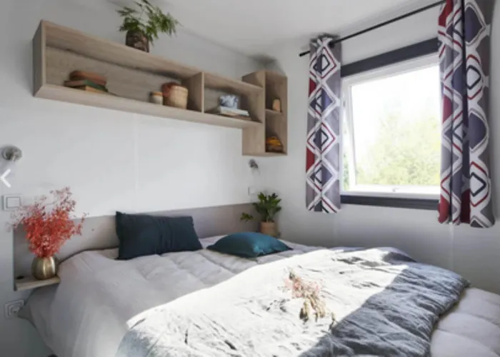 Kemp Sud Aveyron Dans Le Rougier *