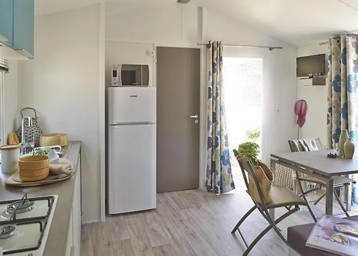 Sud Aveyron Dans Le Rougier Kemp